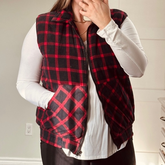 Vintage Hunters Club Plaid Vest - Size L - padded  lining - made in Canada - Picture 2 of 8